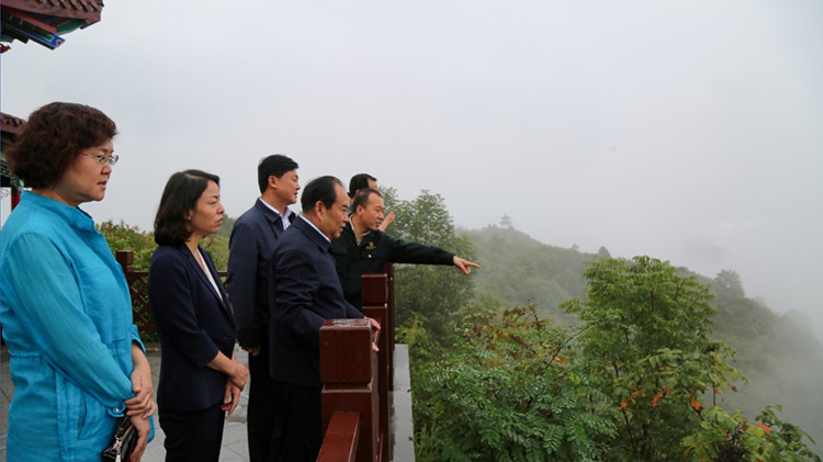 省市場(chǎng)監(jiān)督管理局黨組書(shū)記、局長(zhǎng)王忠習(xí)調(diào)研金徽股份